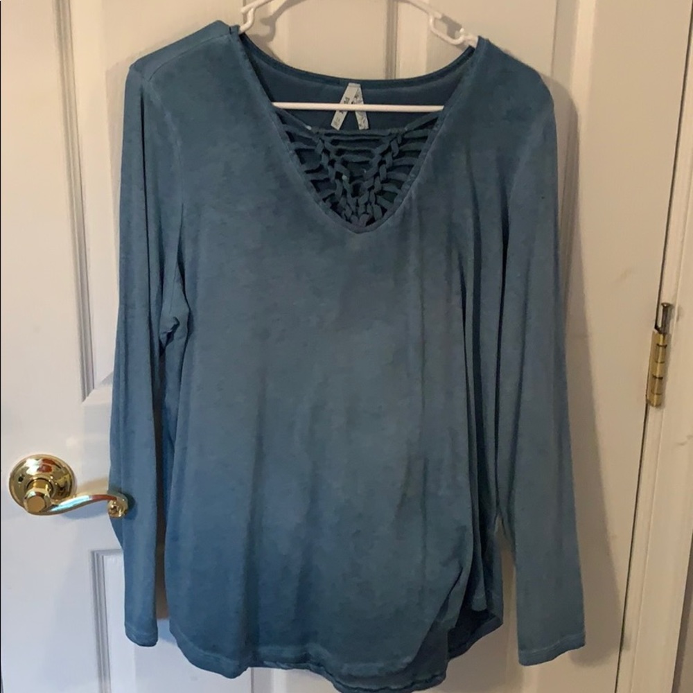 Women’s Long Sleeve Tee